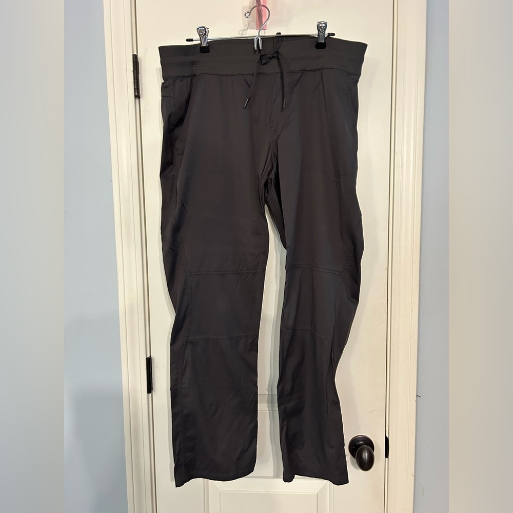 The North Face Women’s Lightweight Gray Pants